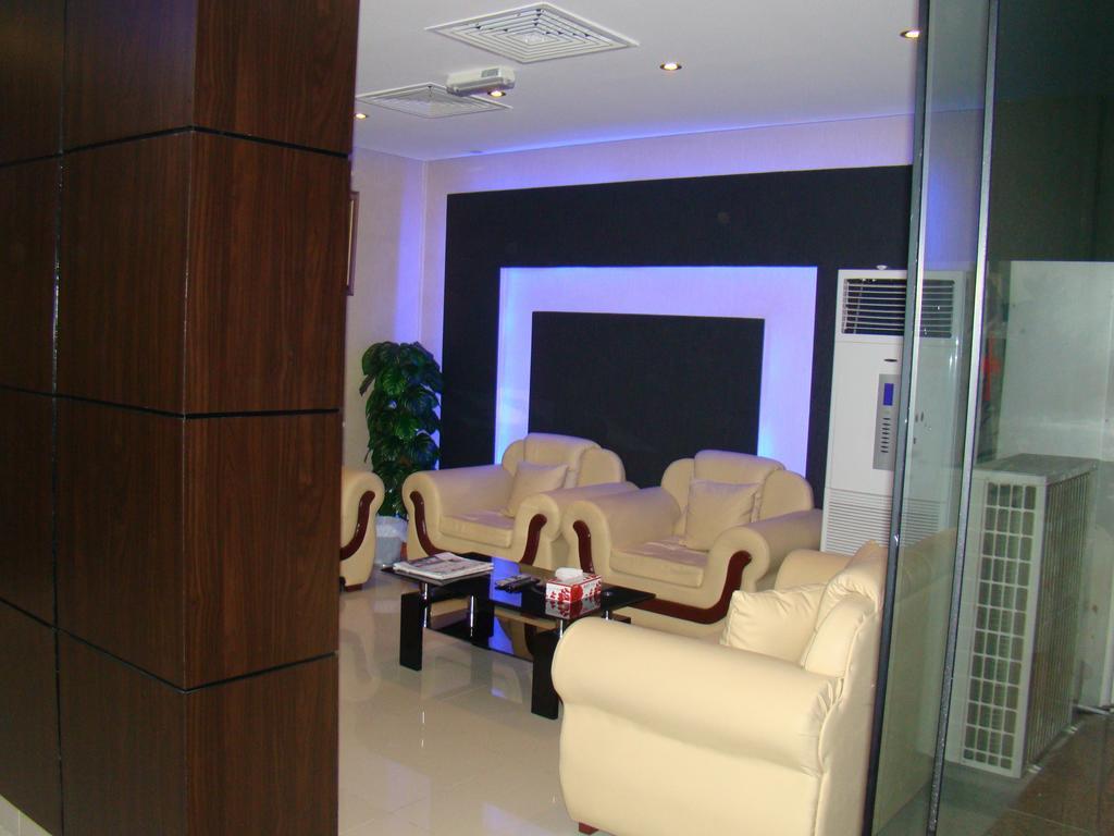 Savoy Grand Hotel Apartments Маскат Экстерьер фото